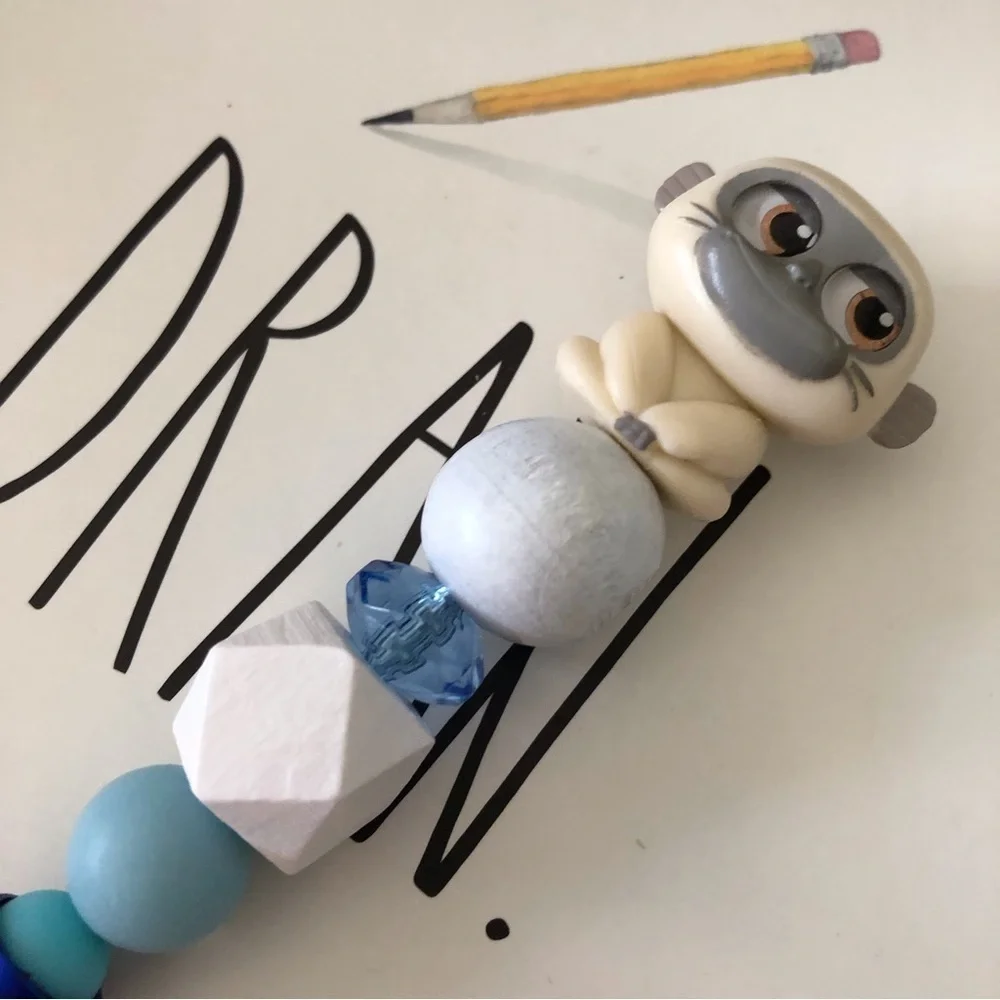 Disney Doorables: Raya & the Last Dragon: Uka handmade beaded pen